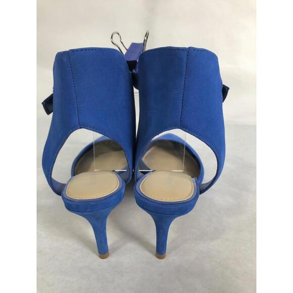 Gianni Bini Blue Suede Heels Ankle Strap and Closed Toe Size 8M Fit Smaller 7.5 - Picture 5 of 9